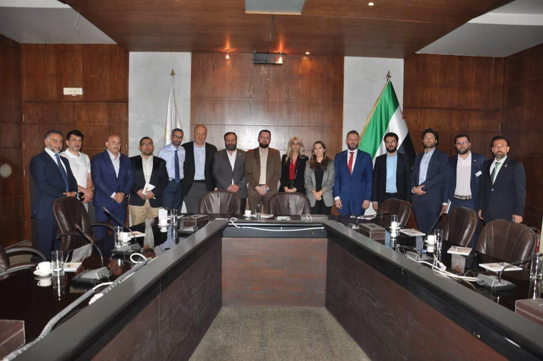 وفد أمريكي يزور “هيئة الاستثمار السورية” لاستكشاف فرص الاستثمار
