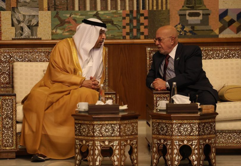 سوريا تستقبل وفد رجال الأعمال السعوديين لبحث اتفاقيات استثمارية استراتيجية.