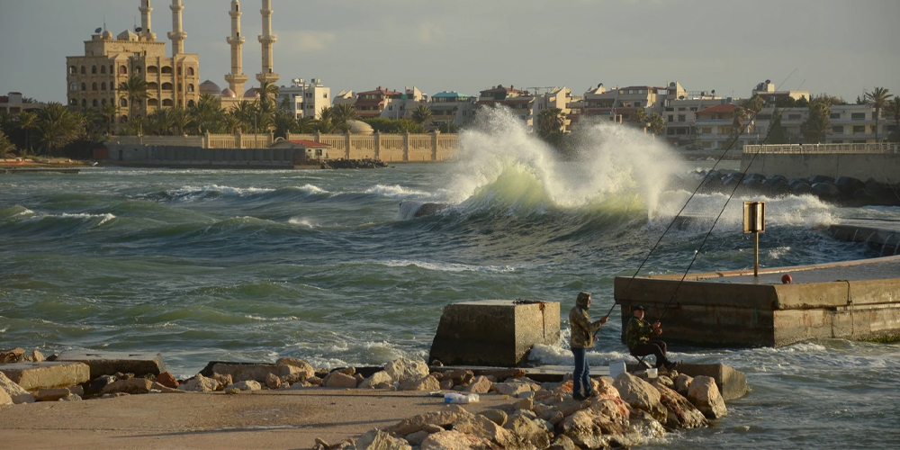 بحث مشروع جر مياه الساحل وتحلية مياه البحر في سوريا
