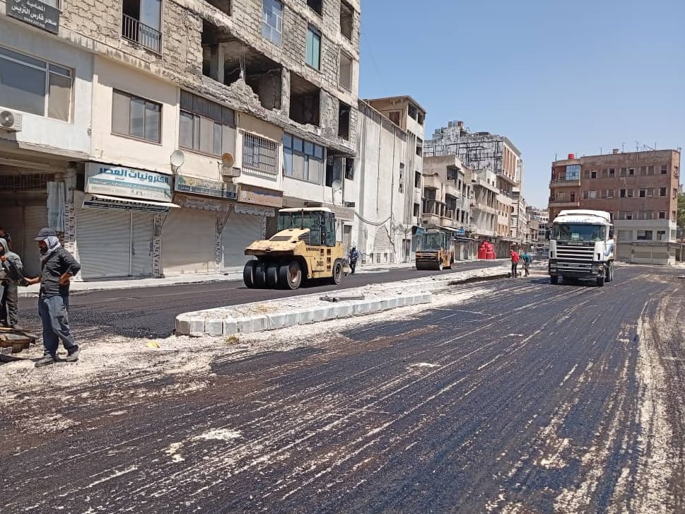 إطلاق أعمال تعبيد ساحة الأندلس في حمص