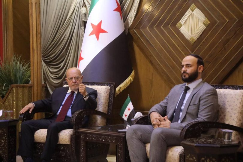 وزير الاقتصاد السوري يبحث مع تجار وصناعيي حلب سبل تنشيط الاستثمار