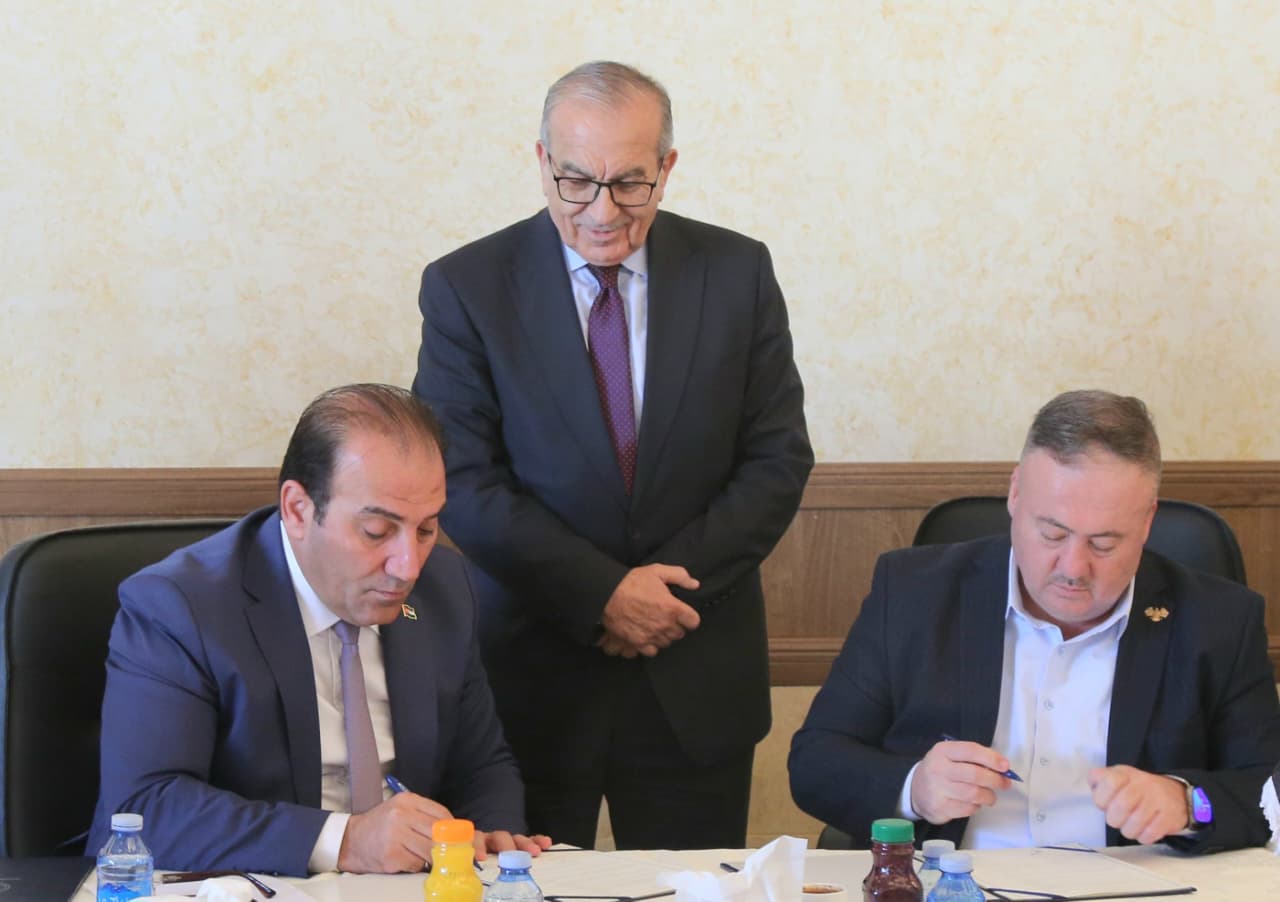 توقيع مذكرة تفاهم بين نقابتي المقاولين السوريين والأردنيين لتعزيز التعاون المشترك