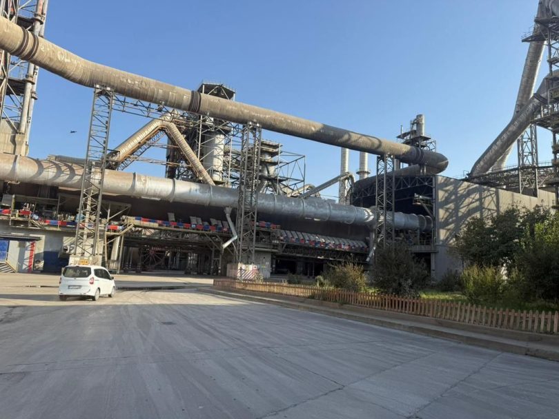 وفد من مؤسسة “عمران” يزور مصانع تركية لبحث التعاون في صناعة الإسمنت