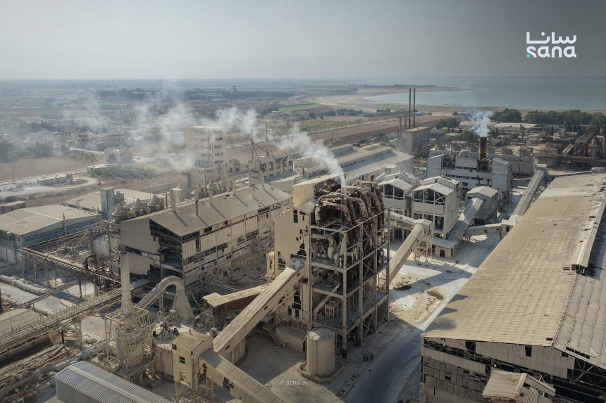 معمل السماد الفوسفاتي في حمص يعود للإنتاج بطاقة 400 طن يومياً