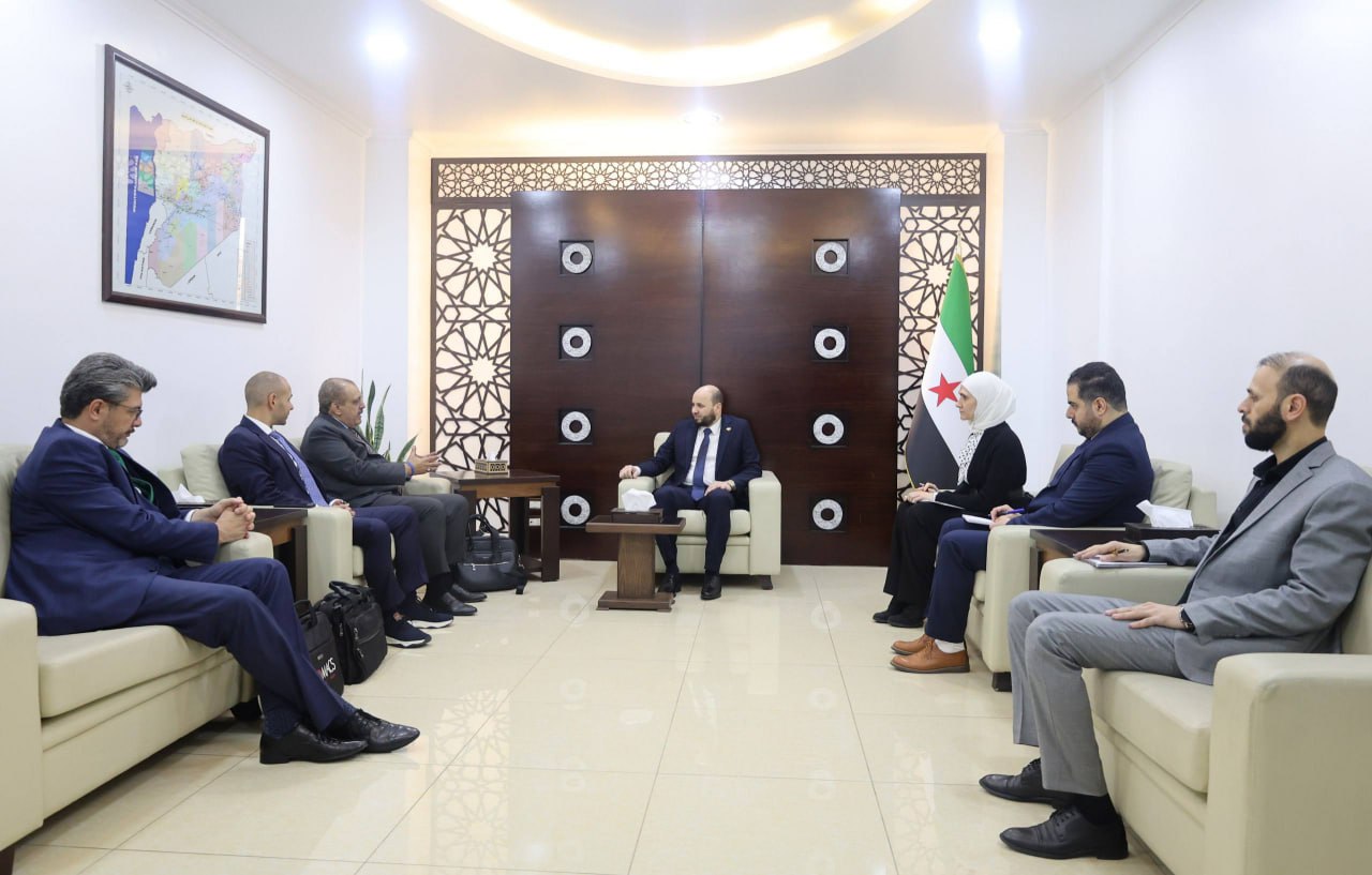 وزارة الطاقة السورية تبحث مع شركة الهلال الإماراتية فرص الاستثمار في قطاع النفط