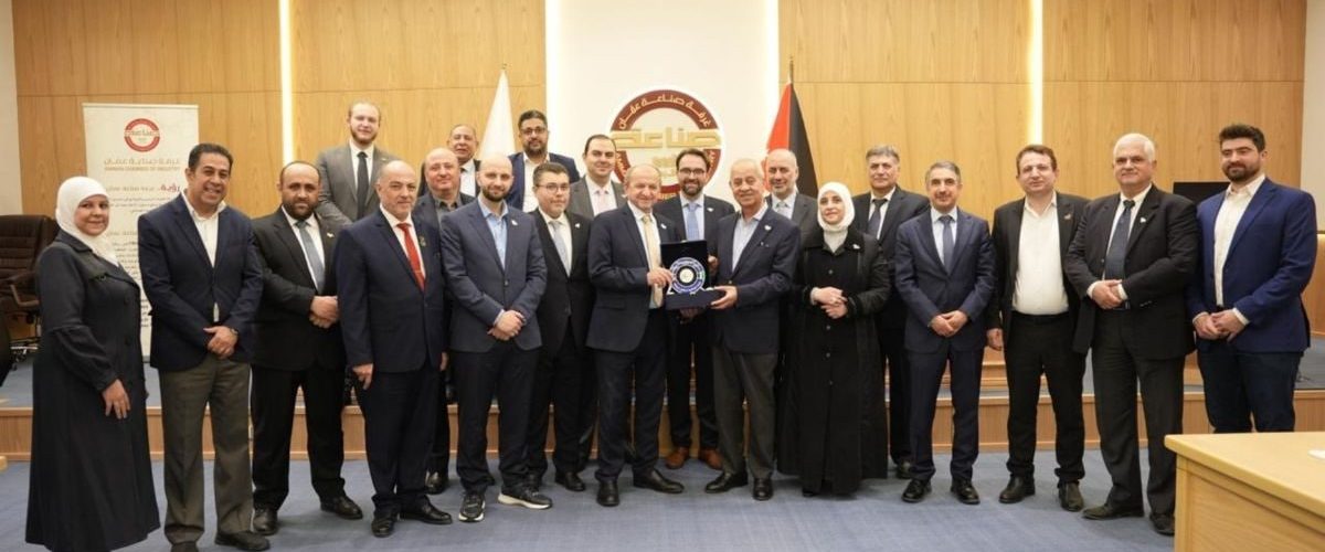 توقيع توأمة صناعية بين دمشق وعمان