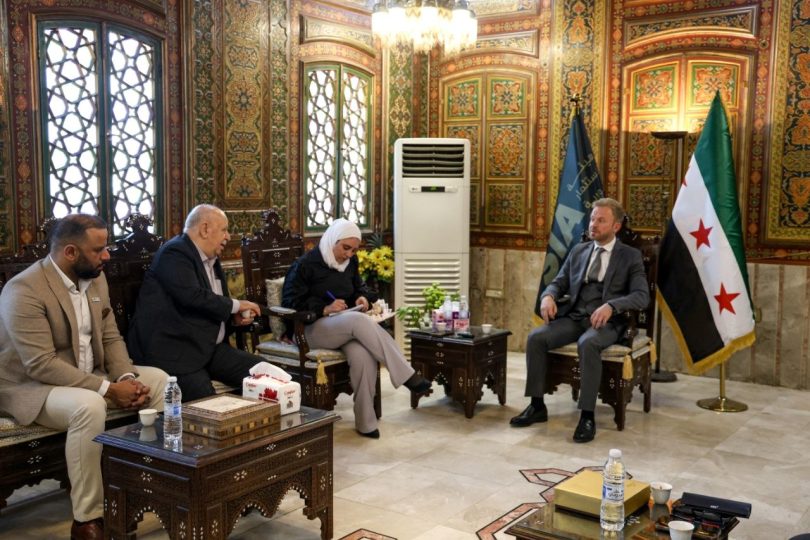 هيئة الاستثمار السورية تبحث مع مجموعة العجيمي السعودية فرص الاستثمار في قطاعي الطاقة والصناعة