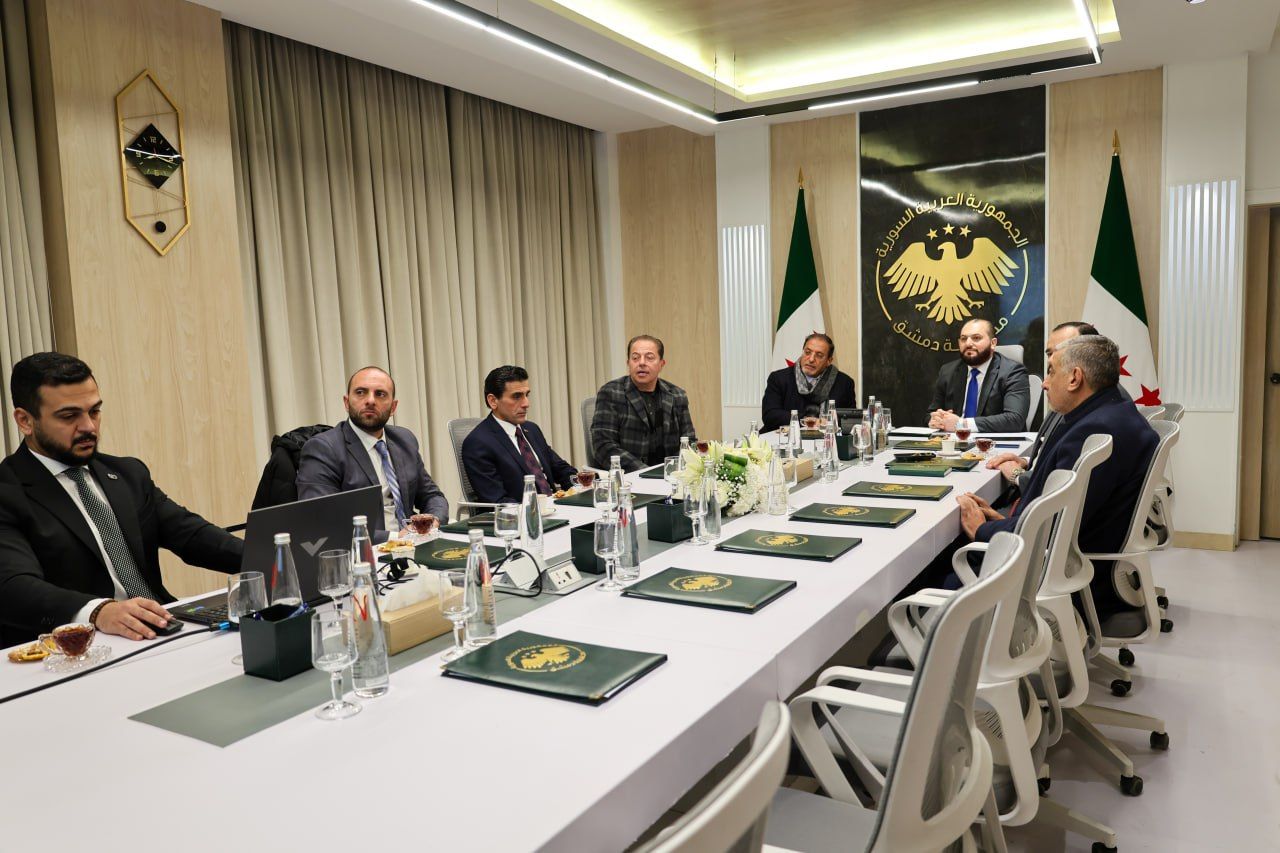 محافظة دمشق تلتقي بوفد من مجموعة الاستثمار ما وراء البحار