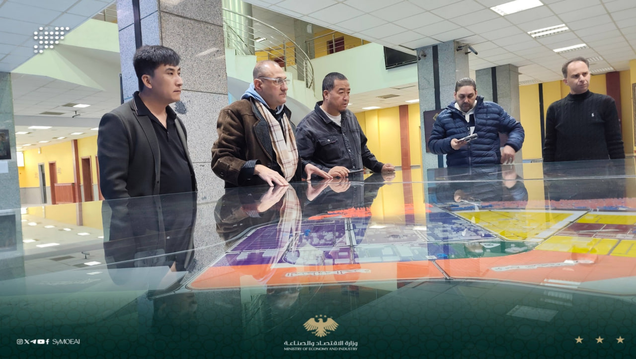 وفد تركي- صيني يبحث إطلاق مشروع لإنتاج مواد البناء الأساسية في حسياء الصناعية