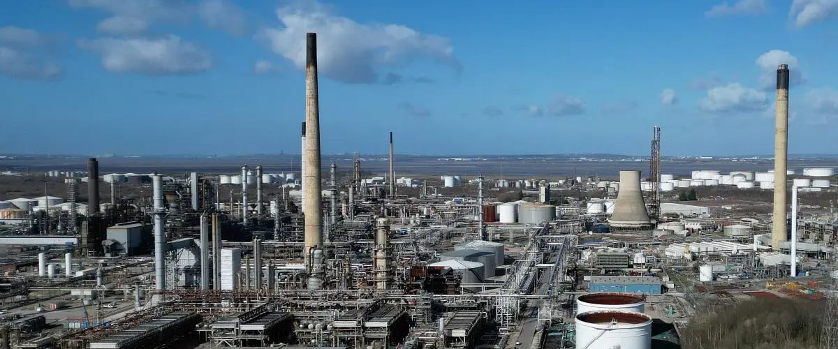 إطلاق أول مصفاة نفط أميركية جديدة