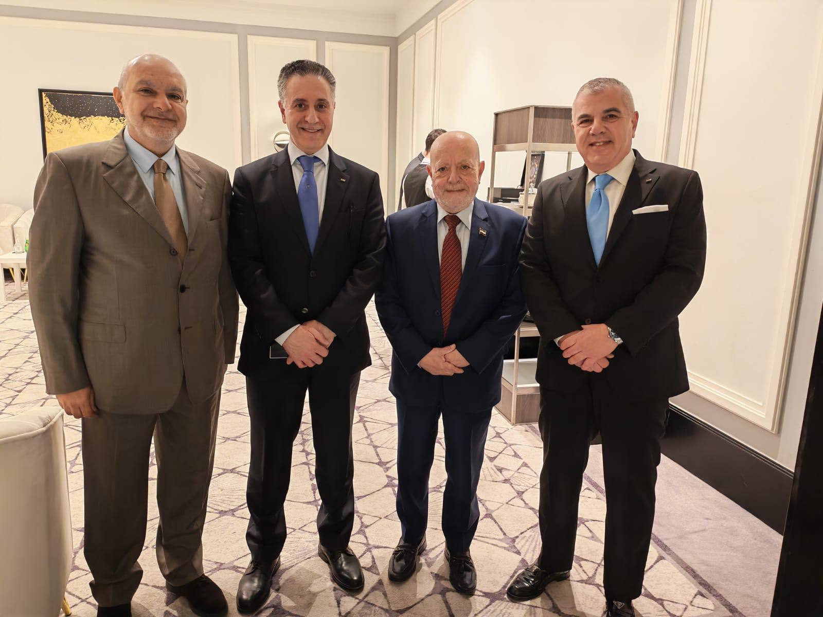 سوريا والأردن يوقعان مذكرة تفاهم لدعم الشركات وتوسيع التبادل التجاري