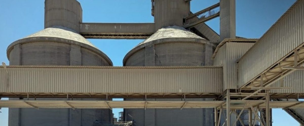 بدء الإنتاج التجريبي في معمل إسمنت طرطوس