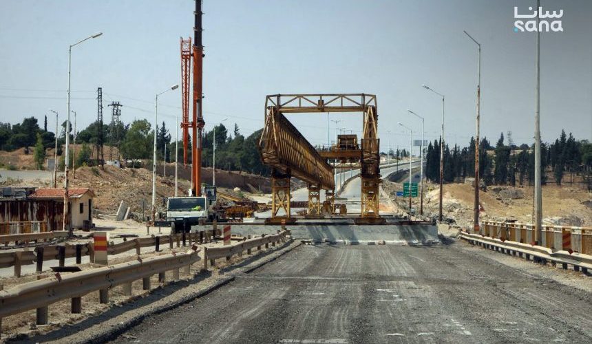 إلى أين وصلت عمليات إعادة تأهيل جسر الرستن؟