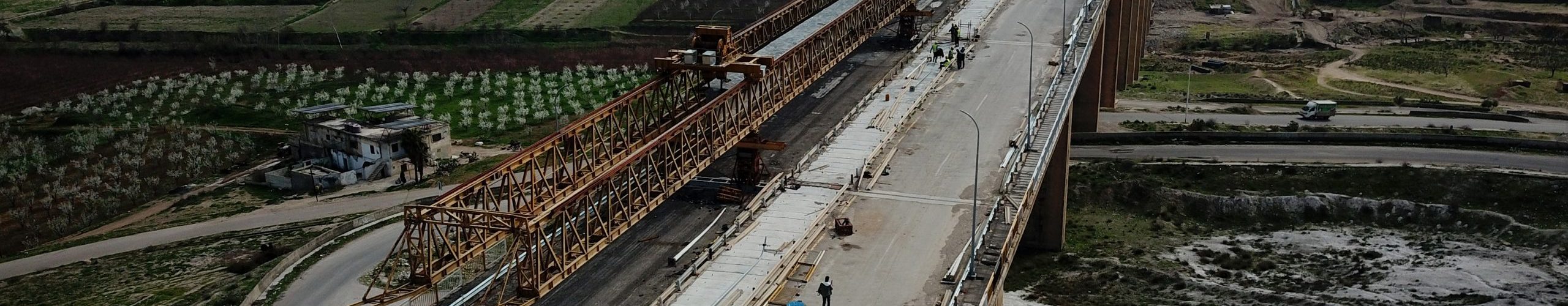 الانتهاء من مشروع تأهيل جسر الرستن في نهاية أيار الحالي