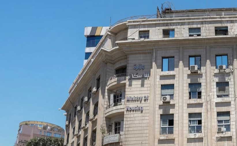 خطة إسكانية سورية شاملة ترتكز على الاستثمار والشراكات لسد عجز يبلغ 1.3 مليون منزل مدمّر