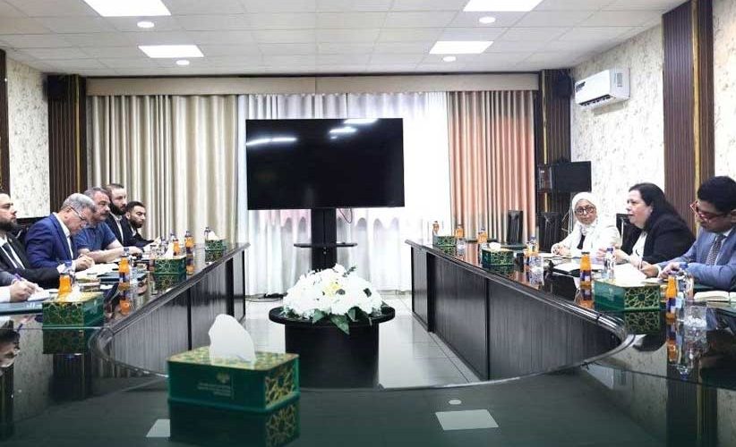 وزير الأشغال العامة والإسكان يبحث مع وفد “UNOPS” مجالات التعاون في مشاريع الإسكان والبنى التحتية